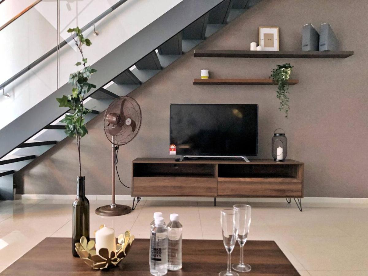 Modern Industrial Duplex Loft- Ekocheras-Mrt 3Pax Kuala Lumpur Bagian luar foto